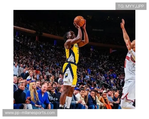 尼克斯高速推进反击形成空位远投